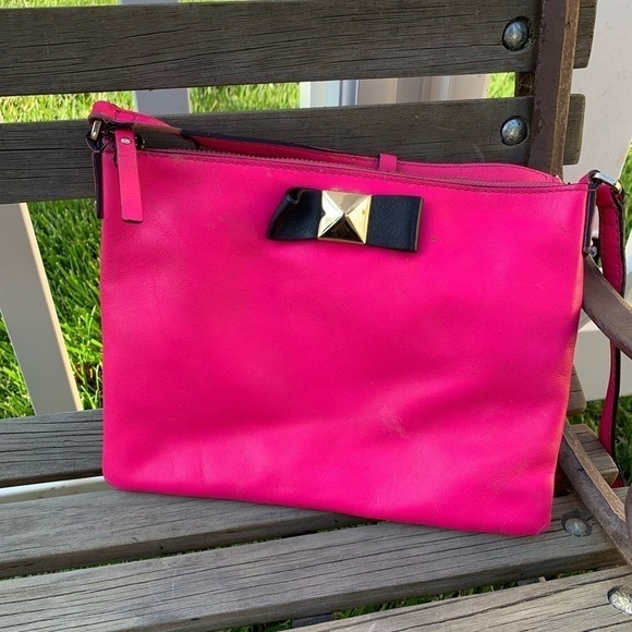 Kate Spade Ginnie Bow Terrace Leather Crossbody - Picture 1 of 7
